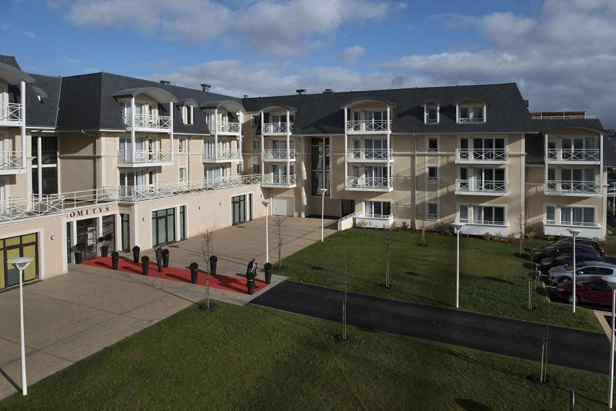 Domitys Le Carrousel Aparthotel Cabourg Exterior photo